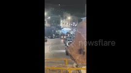 Palestine: Israeli forces storm the town of Dura, west of occupied Hebron