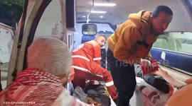 The teams of the Palestine Red Crescent Society successfully transported the bodies of two individuals and five injured from the Al-Hakar area