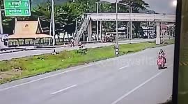 Six police officers injured by bomb planted at checkpoint in front of school