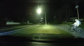 Police shunt cyclist into bush to arrest him in Florida