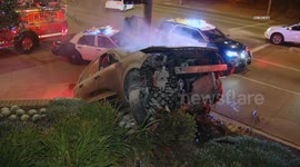 US, Los Angeles: Santa Clarita Vehicle Goes Airborne Crash Lands Partially Atop Wall