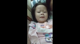 This 3-year-old girl experts in singing k-pop song