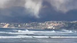 US: Palisades Fire Forces Thousands To Evacuate As State Of Emergency Declared 7