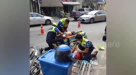 Hero schoolgirl performs CPR on elderly man