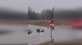 US: Driver Jumps from Moving Car Before Crash Near Briarcliff