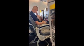 Tourists kicked off plane for vaping in front of shocked passengers