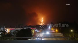 US, Los Angeles: Altadena Overnight Eaton Fire Consumes Multiple Structures
