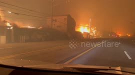 US: Houses along the Pacific Coast Highway are on fire