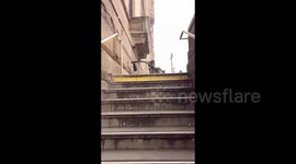 US: Light snowfall in New York City