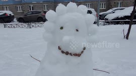 Parade of snowmen was created by children on the last day of winter holidays in Russia