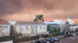 US: Sky above Hollywood is covered in smoke