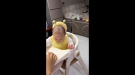 Baby bottle turns into a milk fountain in China