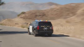 US, Los Angeles: Granada Hills Archer Fire Burns Near Homes With Sound On Tape