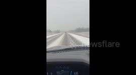 US: Winter Storm Hits Southern States Prompting School Closures, Flight Disruptions 4