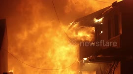 US: Heroic Battle as Firefighters Fight to Save Homes from Palisades Blaze