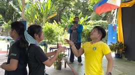Deaf friends play message relay using sign language