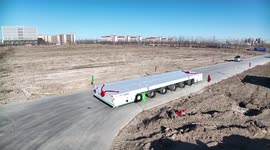 New 300-tonne omnidirectional outdoor heavy-duty AGV unveiled in China's Tianjin