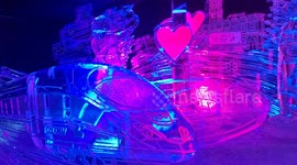 Colourful ice sculpture festival entertains visitors in Russia