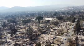 US: Altadena on high alert for fast moving blazes