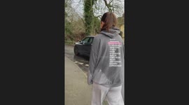 Girl returns from Australia to make her best friend's Christmas the best one yet