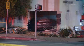 US, Los Angeles: Los Feliz Vehicle Into Apartment Leaves Child Injured Man Dead Part 2