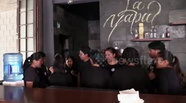 Bolivia: At-risk Bolivian youths graduate in gastronomic service