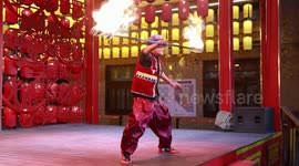 Foreigners experience Spring Festival customs in China's Ningxia