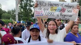 Colombia: Venezuelans in Colombia demand Maduro's resignation