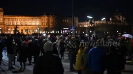 Austria: Mass protest in Vienna against an alliance between conservatives and far-right groups