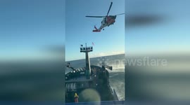 US: Coast Guard and Good Samaritans Rescue Fishermen After Vessel Capsizes Near Kodiak