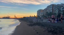 Spain: Swimwear and sun in Malaga, which has the highest temperature on the peninsula with 25 ºC