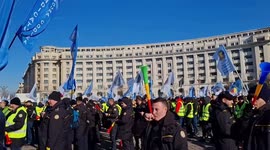 US: Police officers protest in Romania over pay freeze