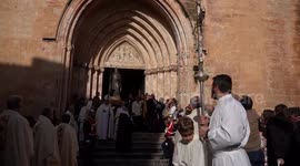Spain: The 'Els Tres Tocs' procession defies bad weather and reaffirms Menorca's identity