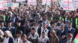 Yemen: Yemenis protest once again on a Friday in Sanaaa as the Houthis claim new attacks against Israel