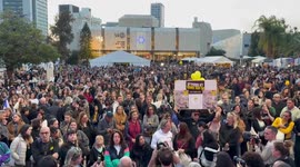 Israel: Israelis monitor the arrival of the first hostages to the country from Tel Aviv