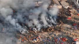 Fire ravages stalls at India's mass bathing festival