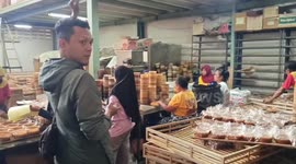 PRODUCTION OF CHINESE NEW YEAR BASKET CAKE
