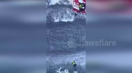 Italy: Husky Rescued from Snowy Monte Velino in Dramatic Helicopter Mission