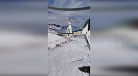 Spain: Chairlift Falls 15 Meters at Astún Ski Resort Sparking Emergency Rescue