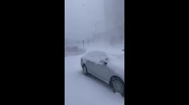 Blizzard sweeps through Yantai, China, covering streets in thick snow