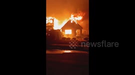 US: Palisades Fire Continues to Threaten Homes