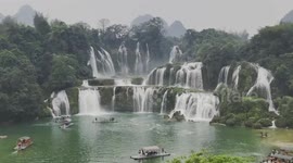 Cross-border scenic spot witnesses booming China-Vietnam tourism