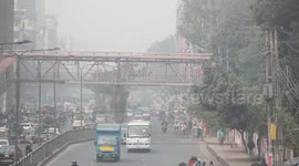 Bangladesh: Foggy winter day in Dhaka
