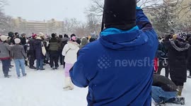 Hundreds Gather for Washington DC Snowball Fight