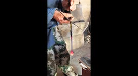Traditional glassblowing craft showcased in China