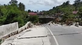 Road collapses in Indonesia amid weather chaos