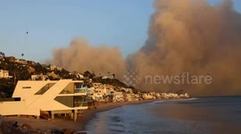 US: Wildfire Rages in Pacific Palisades, Thousands Evacuate as High Winds Fuel Blaze