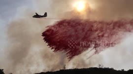 US: Firefighters extinguish wildfires in San Diego