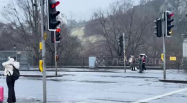Storm Eowyn hits Edinburgh City Centre causing blustery winds