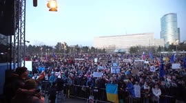 Slovakia: Tens of thousands of Slovaks protest against the government’s anti-democratic drift
